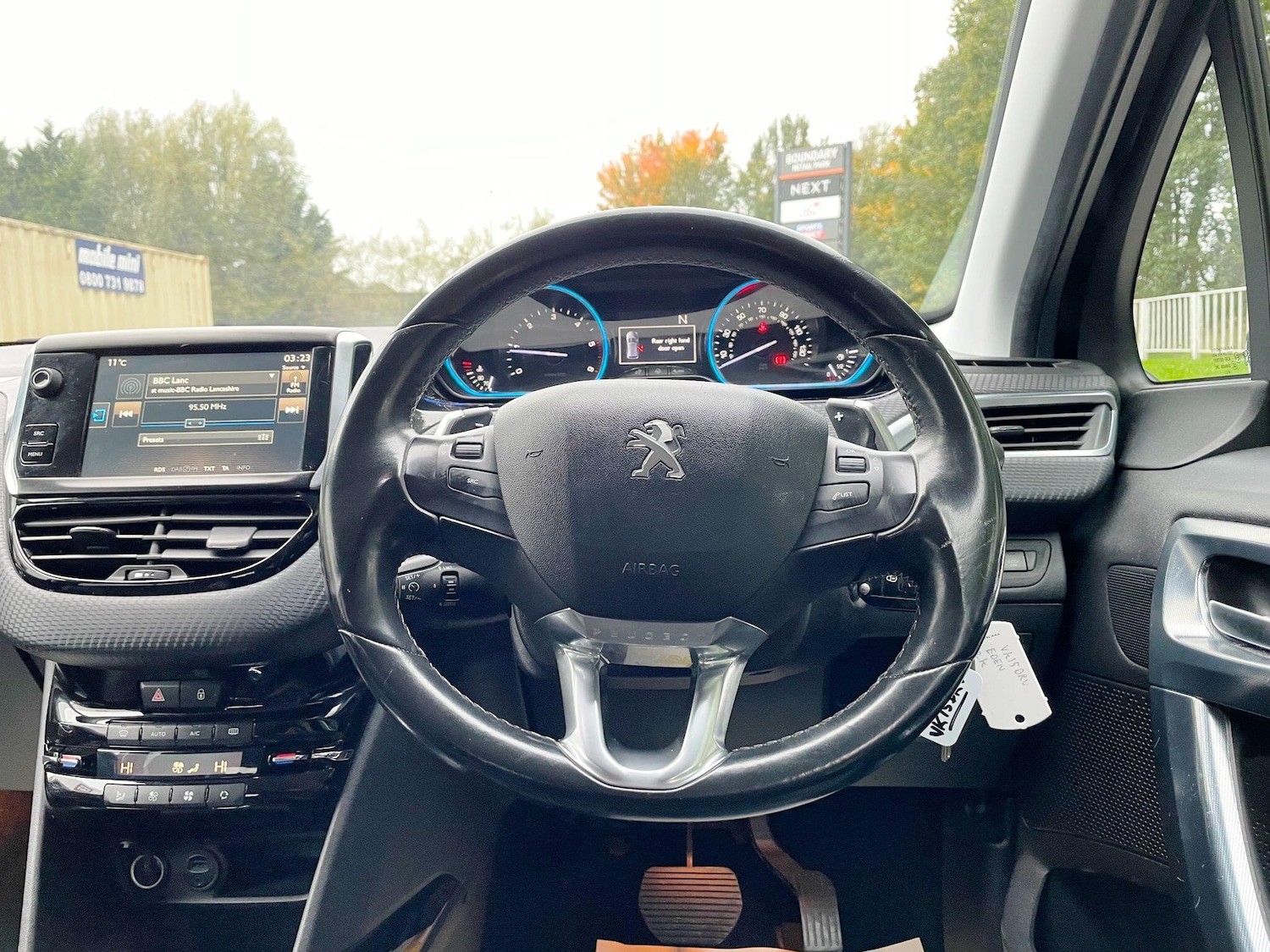 Used Peugeot 2008 2015 for sale - 77174800: Photo 39