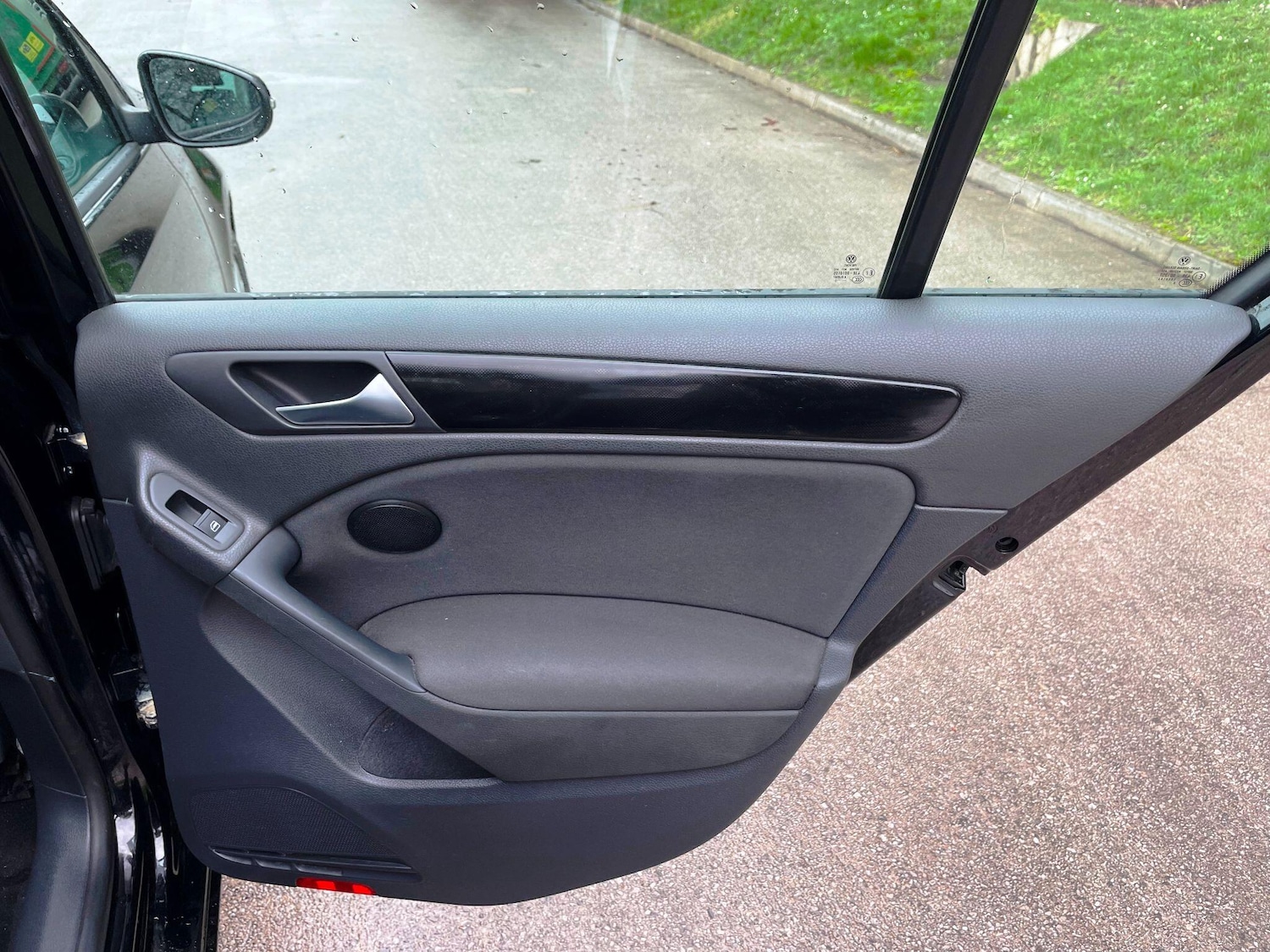 Used Volkswagen Golf 2011 for sale - 77892788: Photo 21