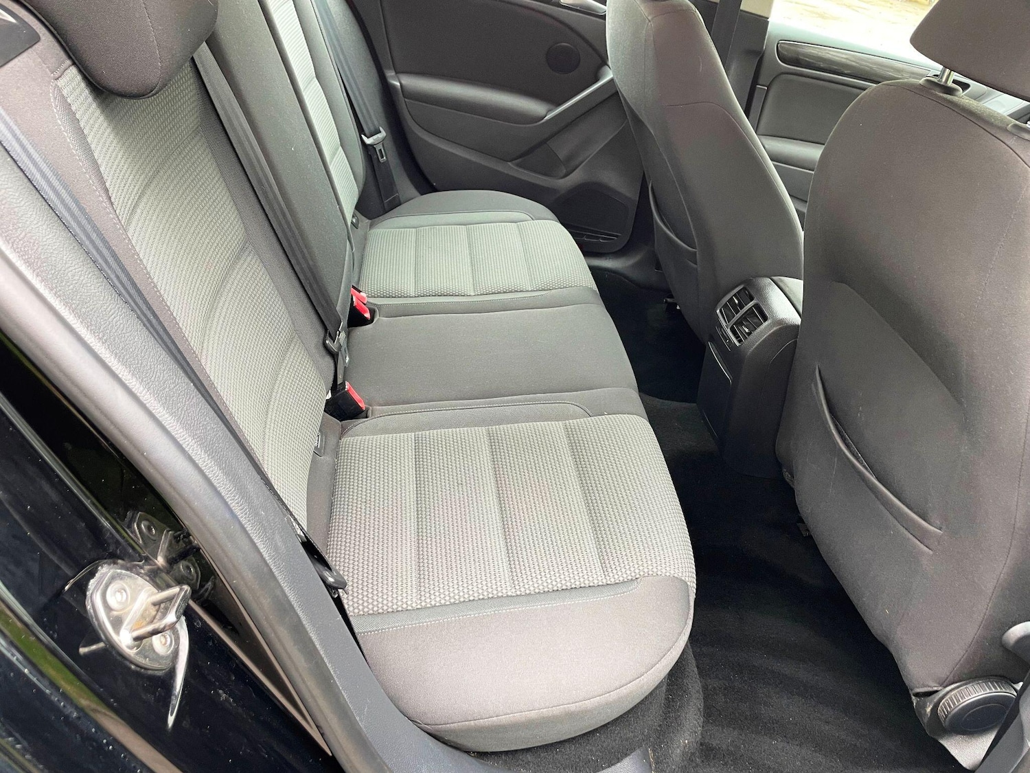 Used Volkswagen Golf 2011 for sale - 77892788: Photo 29