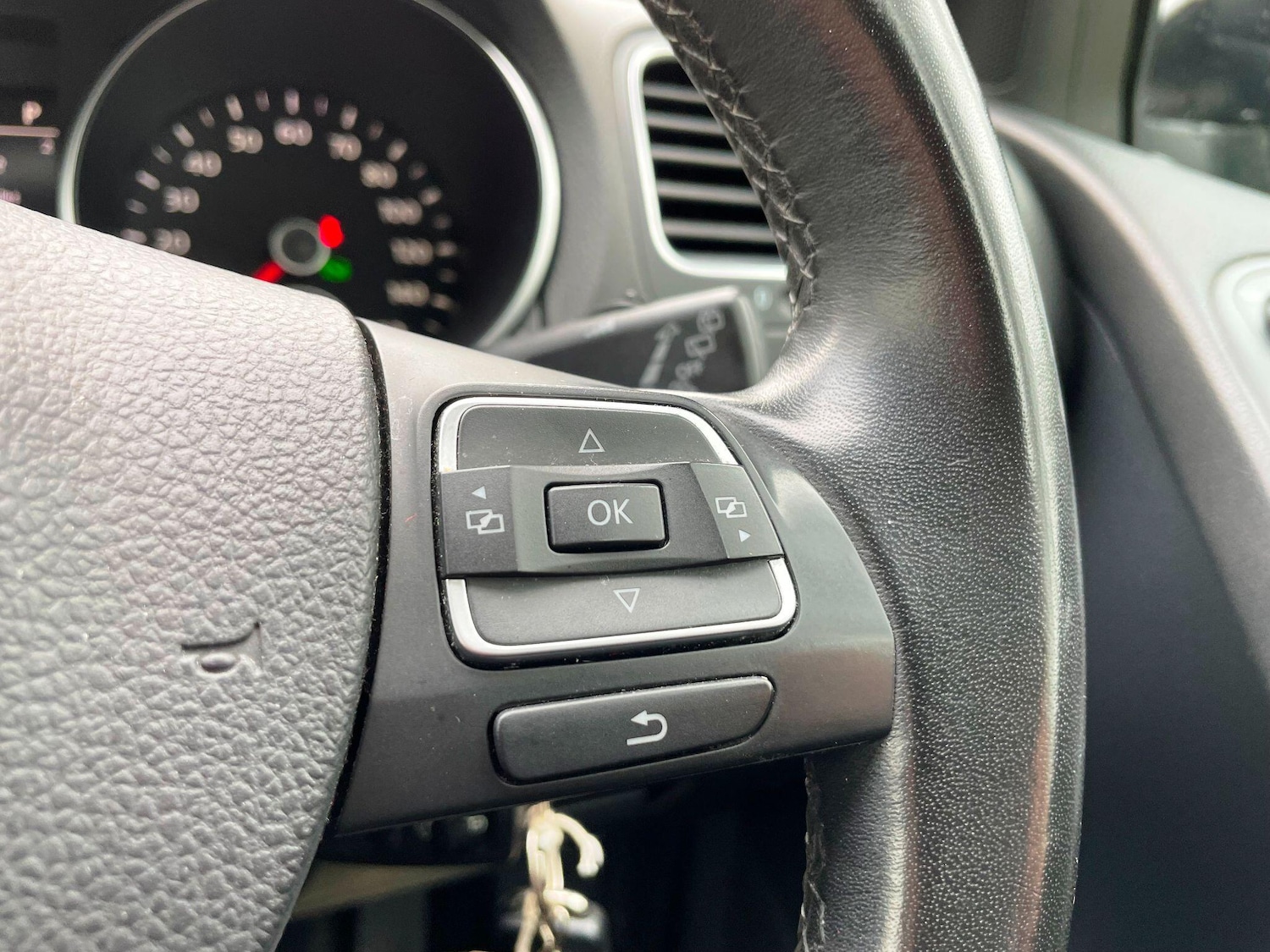 Used Volkswagen Golf 2011 for sale - 77892788: Photo 35