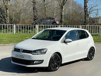 Used Volkswagen Polo 2013 for sale - 77939514: Photo