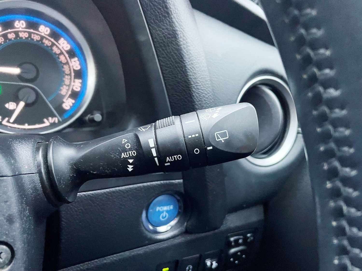 Used Toyota Auris 2014 for sale - 77174848: Photo 21