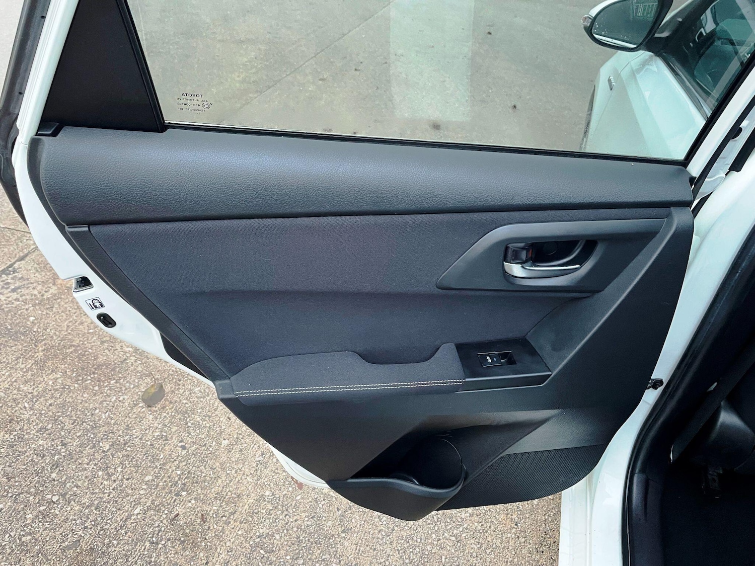 Used Toyota Auris 2014 for sale - 77174848: Photo 28