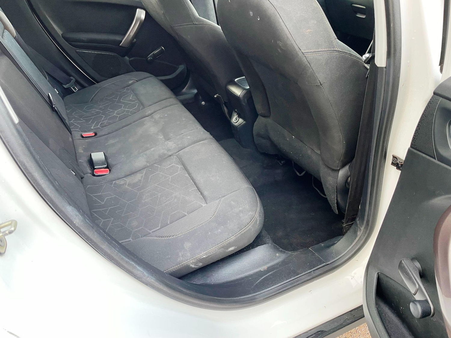 Used Peugeot 2008 2013 for sale - 77174846: Photo 31