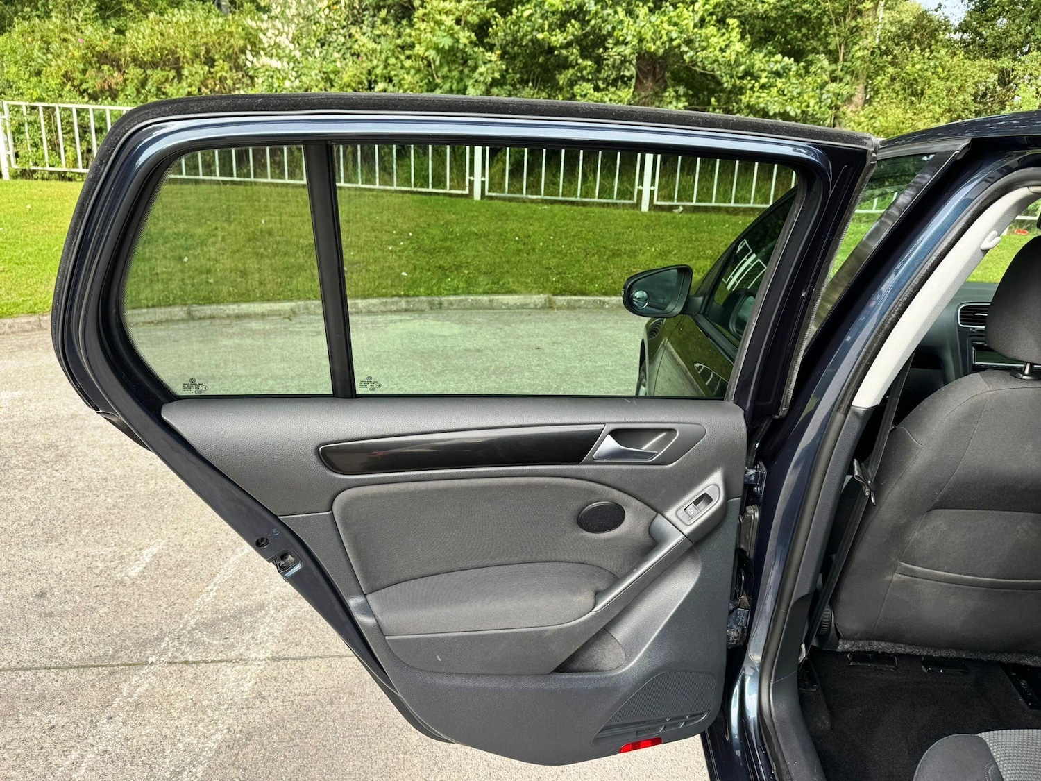 Used Volkswagen Golf 2009 for sale - 77174693: Photo 27