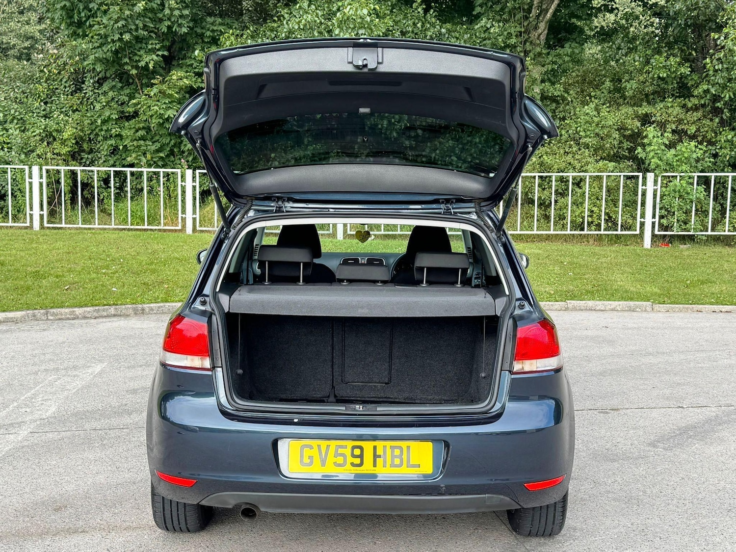 Used Volkswagen Golf 2009 for sale - 77174693: Photo 37