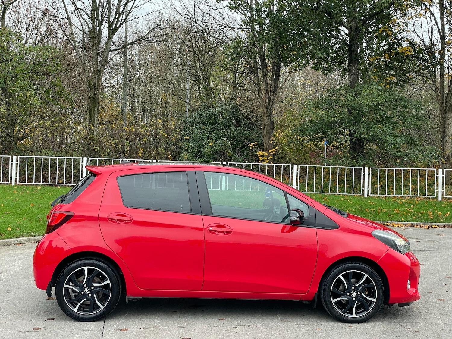 Used Toyota Yaris 2015 for sale - 77174702: Photo 10