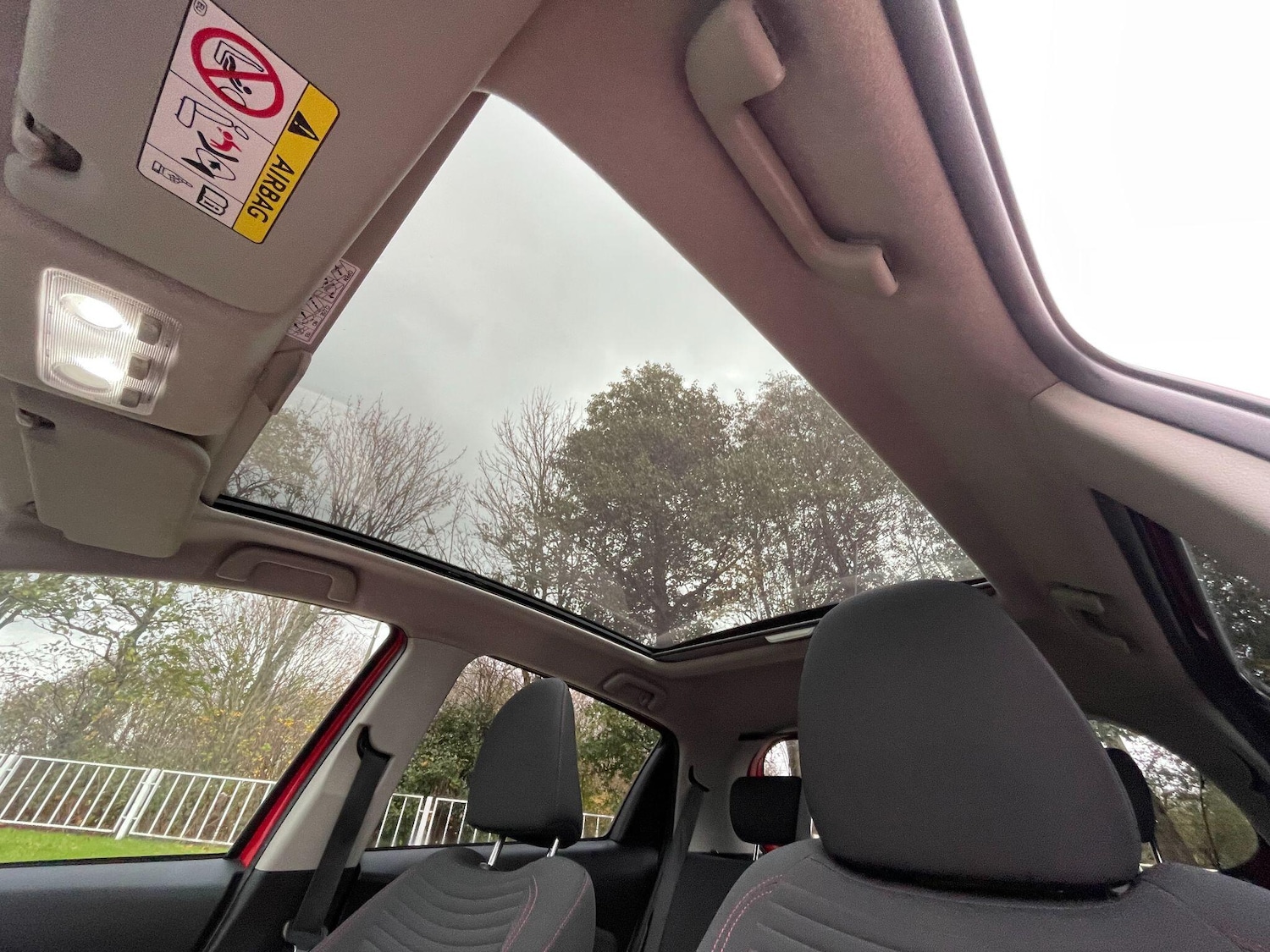 Used Toyota Yaris 2015 for sale - 77174702: Photo 28