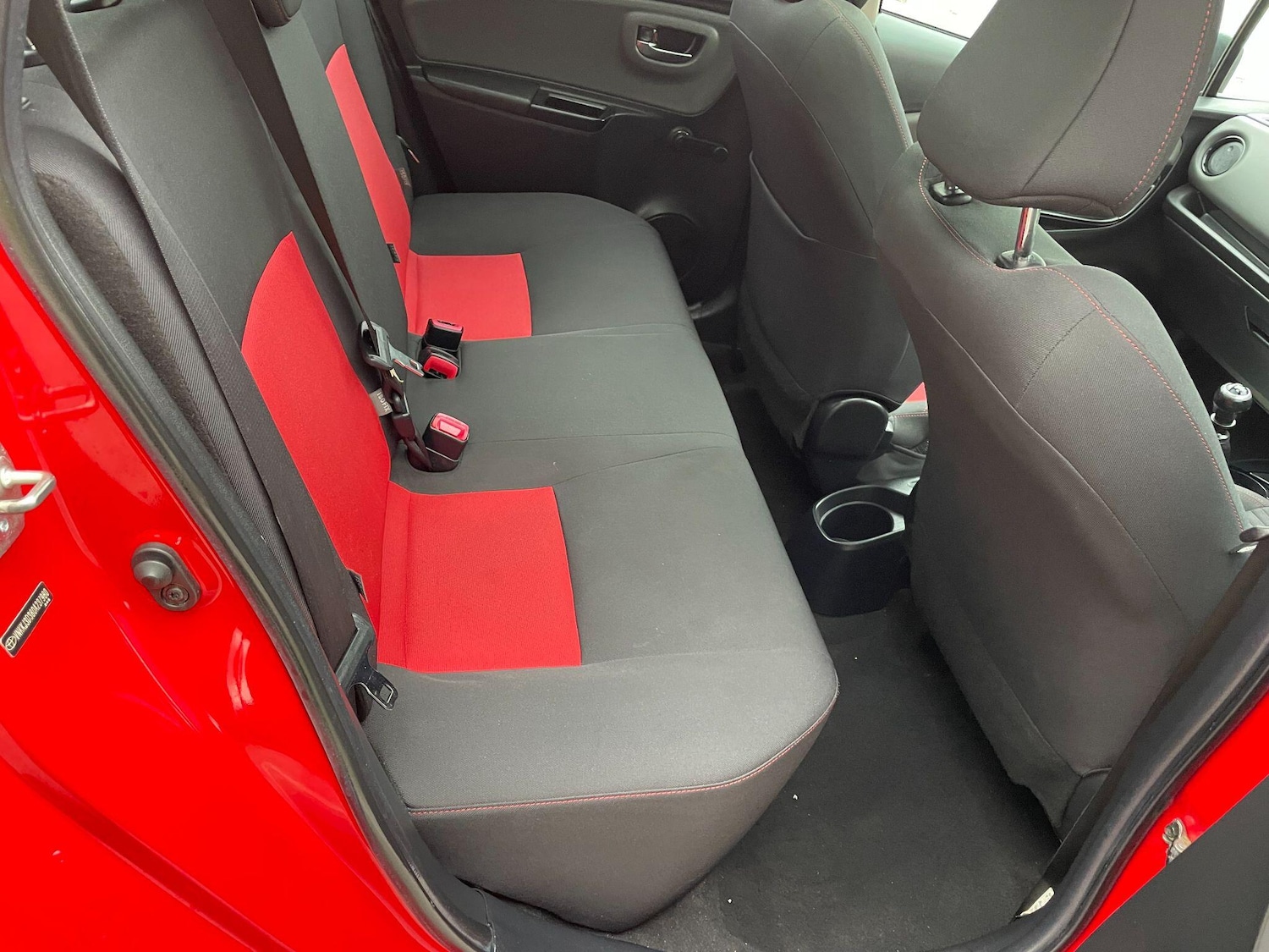 Used Toyota Yaris 2015 for sale - 77174702: Photo 34