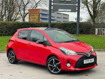 Used Toyota Yaris 2015 for sale - 77174702: Photo