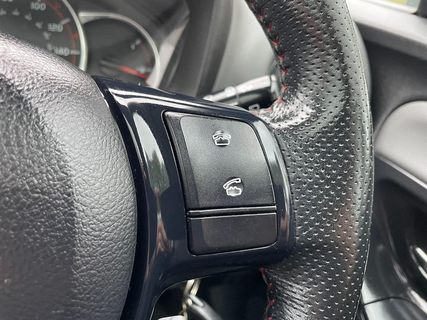 Used Toyota Yaris 2015 for sale - 77174702: Photo 41