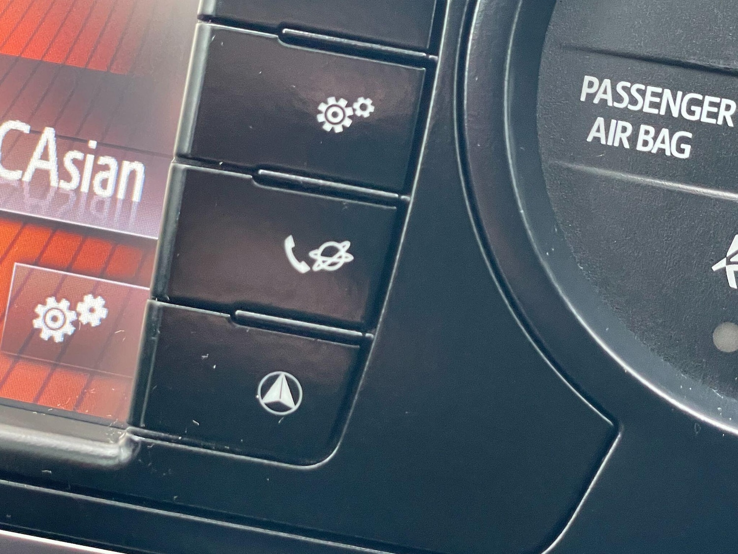 Used Toyota Yaris 2015 for sale - 77174702: Photo 42