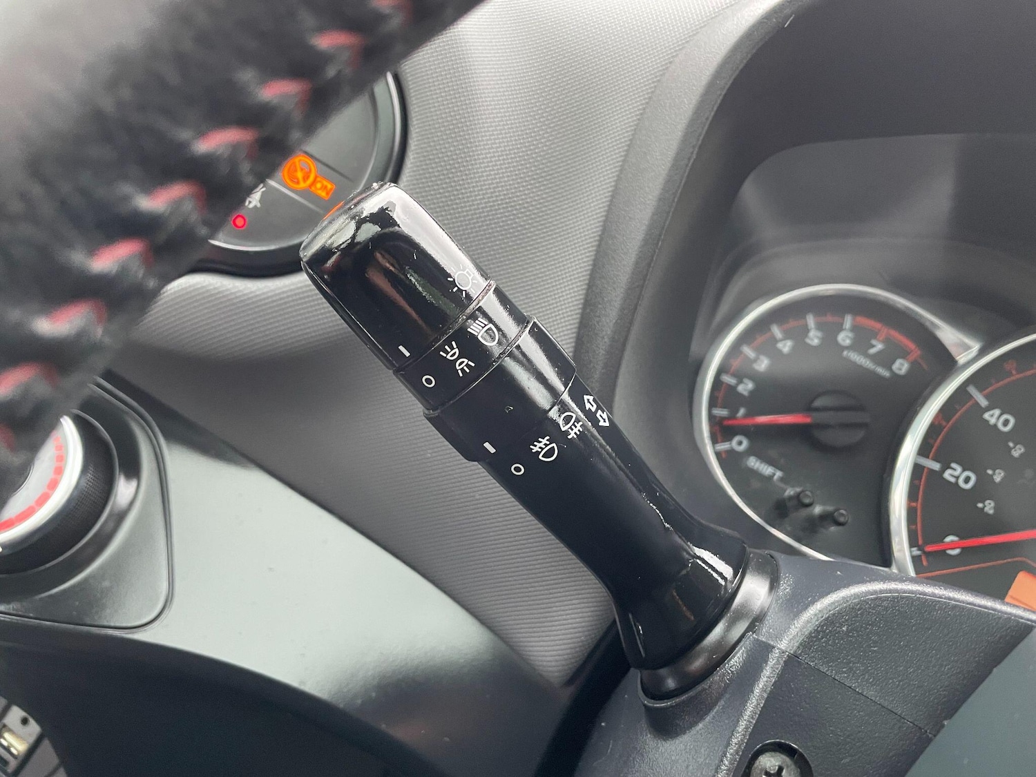 Used Toyota Yaris 2015 for sale - 77174702: Photo 48