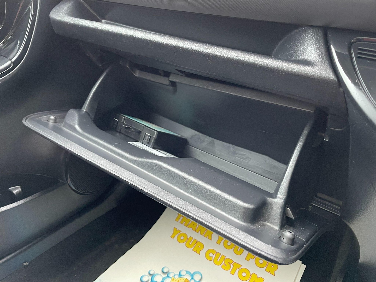 Used Toyota Yaris 2015 for sale - 77174702: Photo 53