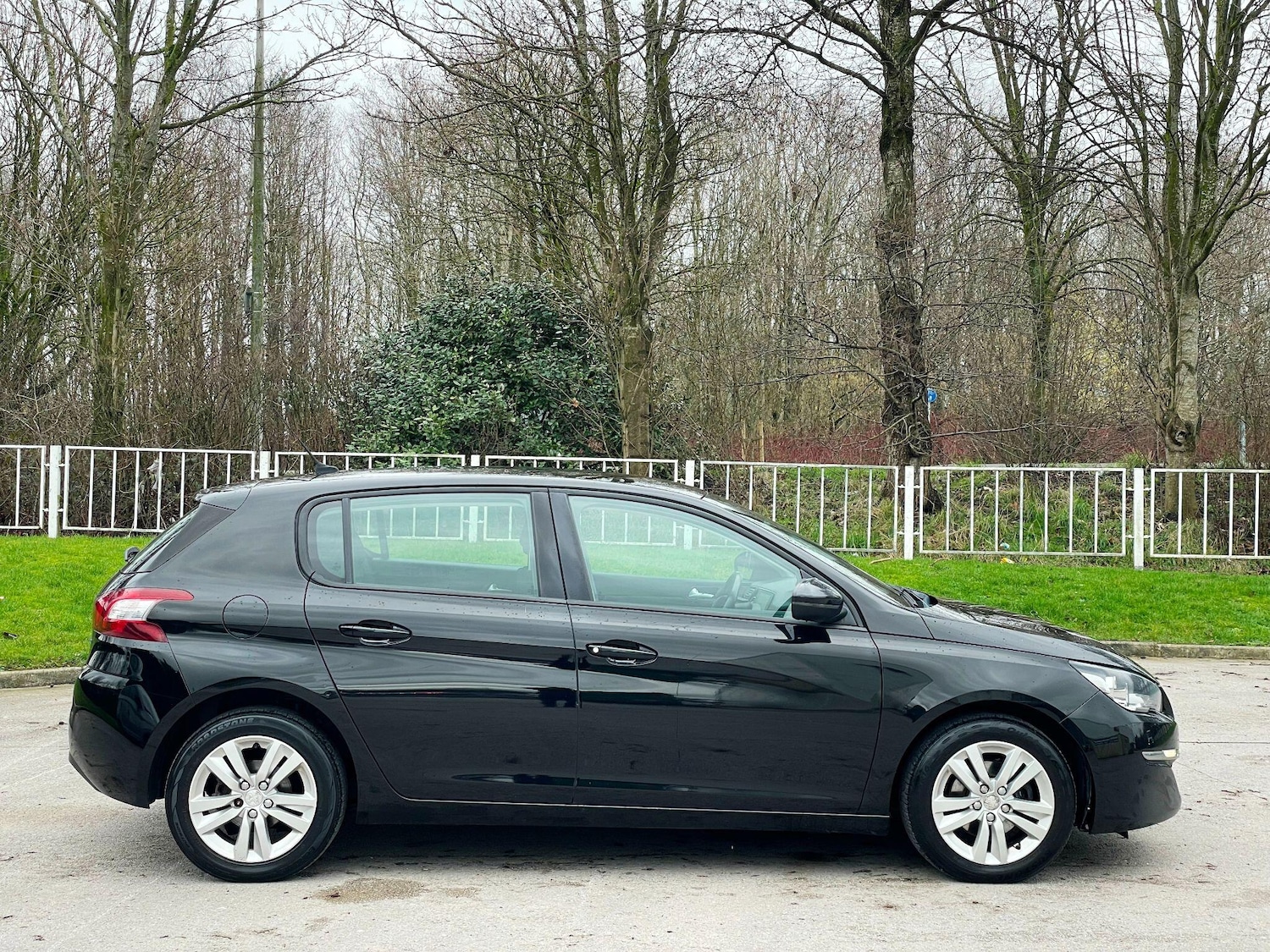 Used Peugeot 308 2016 for sale - 77559502: Photo 10