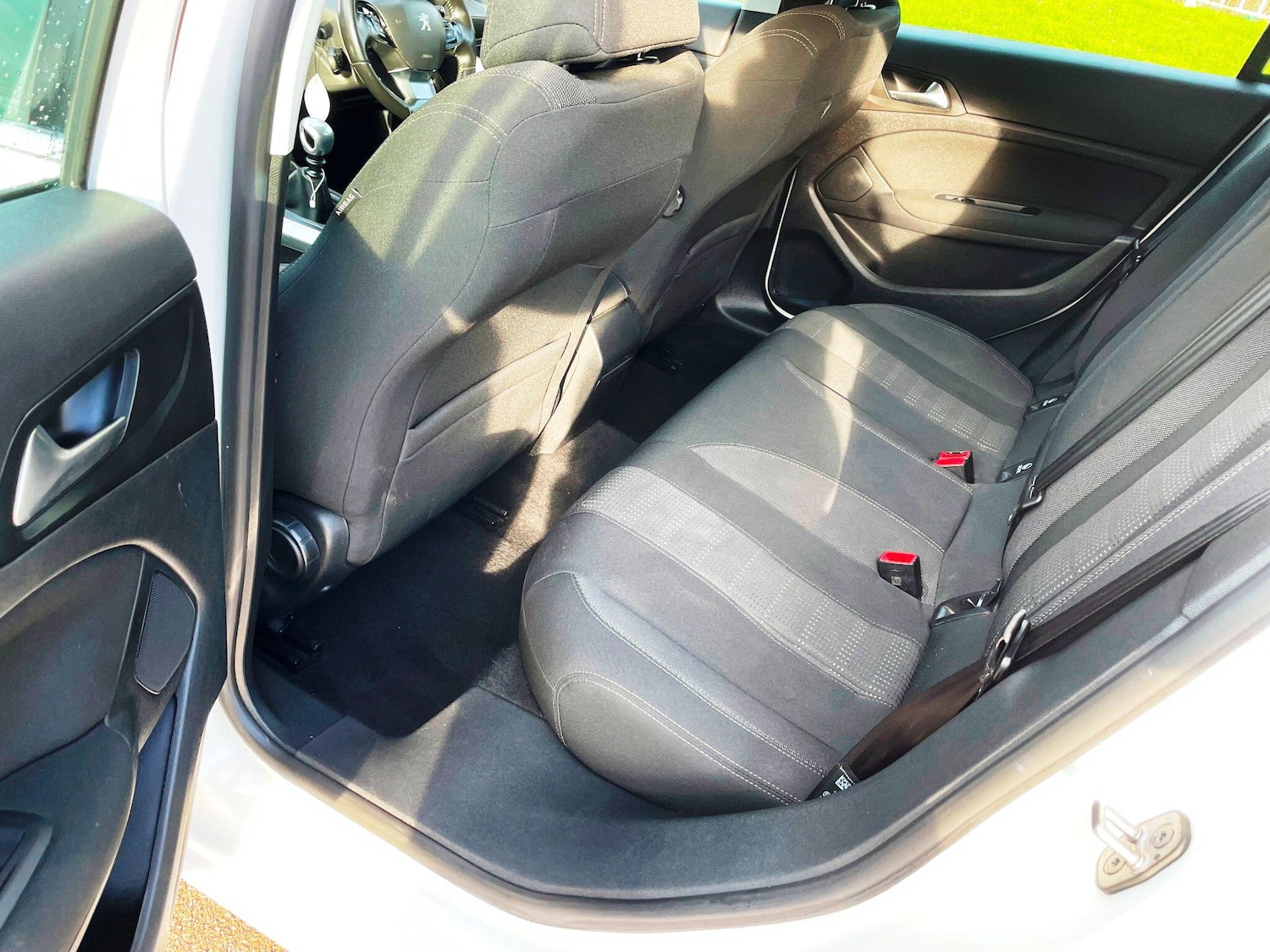 Used Peugeot 308 for sale - 77242672: Photo 28