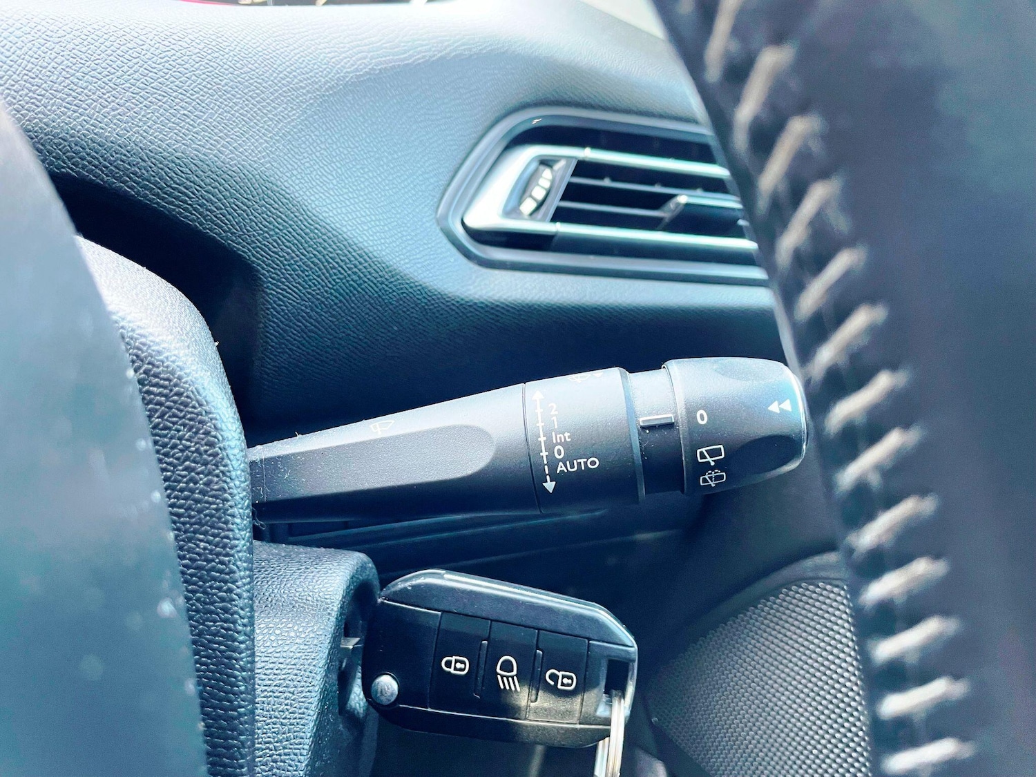 Used Peugeot 308 for sale - 77242672: Photo 38