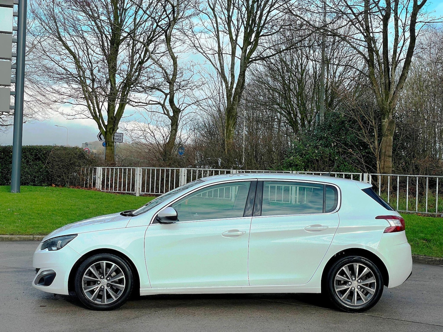 Used Peugeot 308 for sale - 77242672: Photo 4