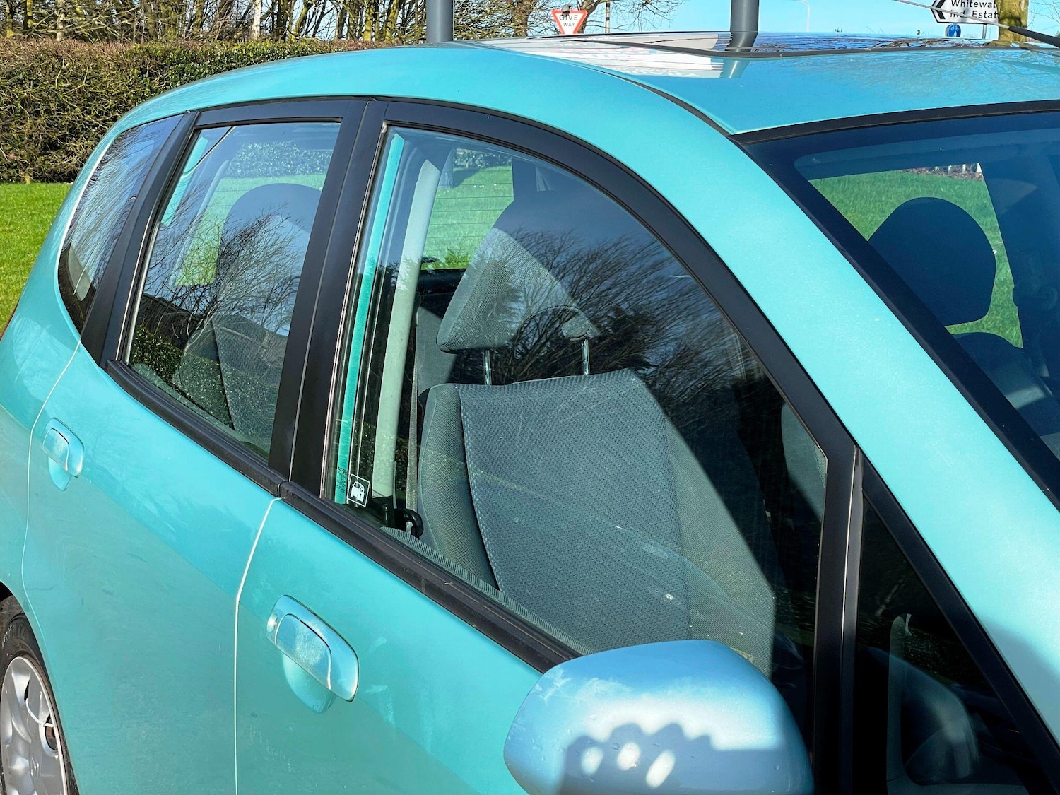 Used Honda Jazz 2004 for sale - 77559335: Photo 12