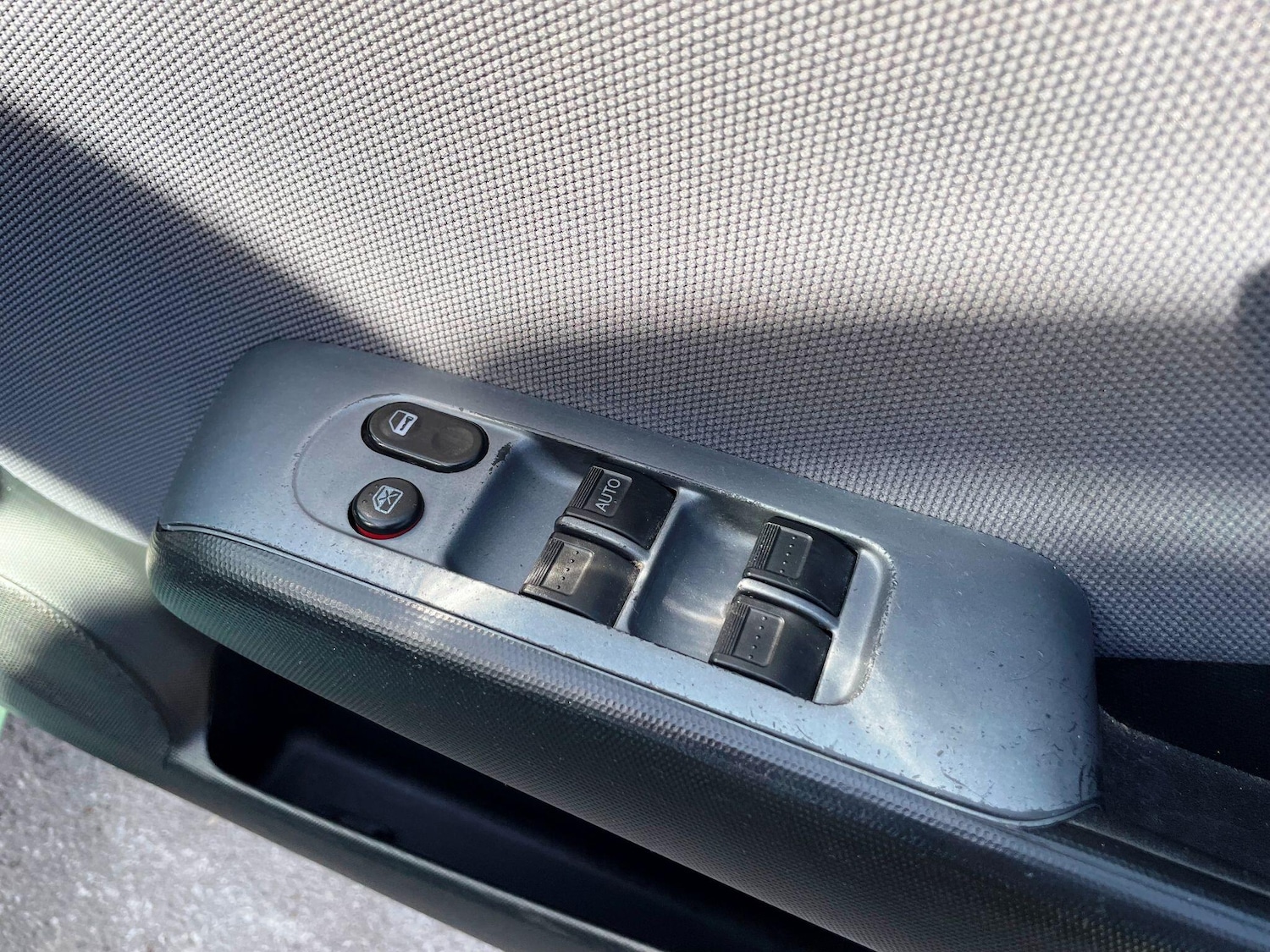 Used Honda Jazz 2004 for sale - 77559335: Photo 22