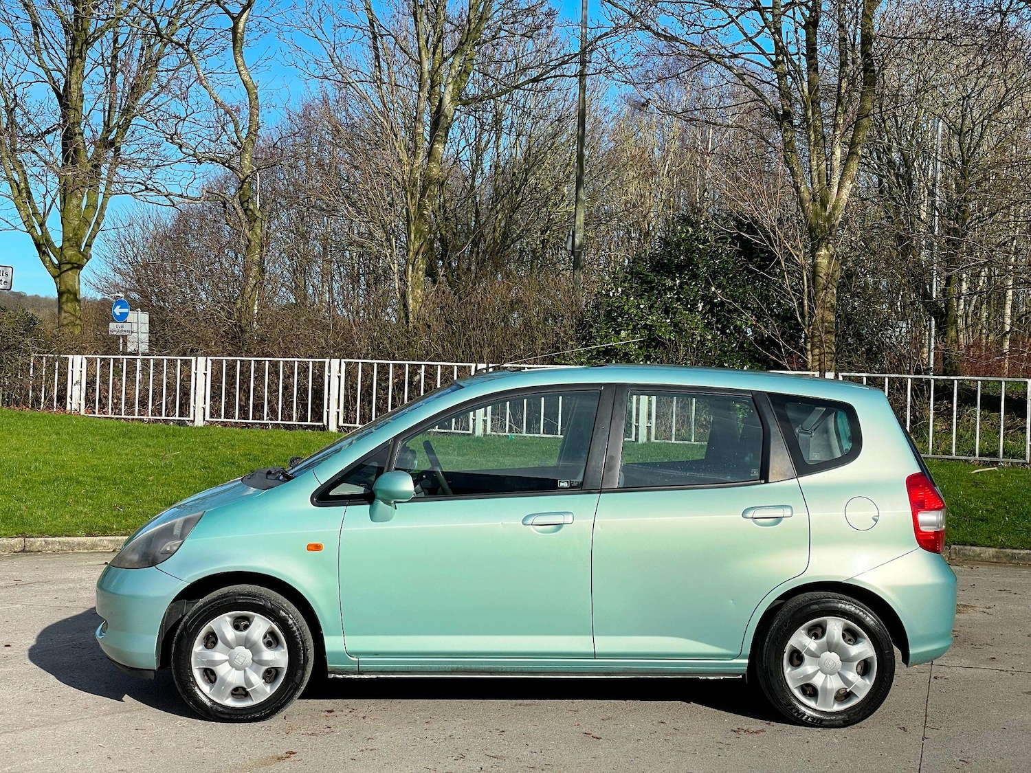 Used Honda Jazz 2004 for sale - 77559335: Photo 5