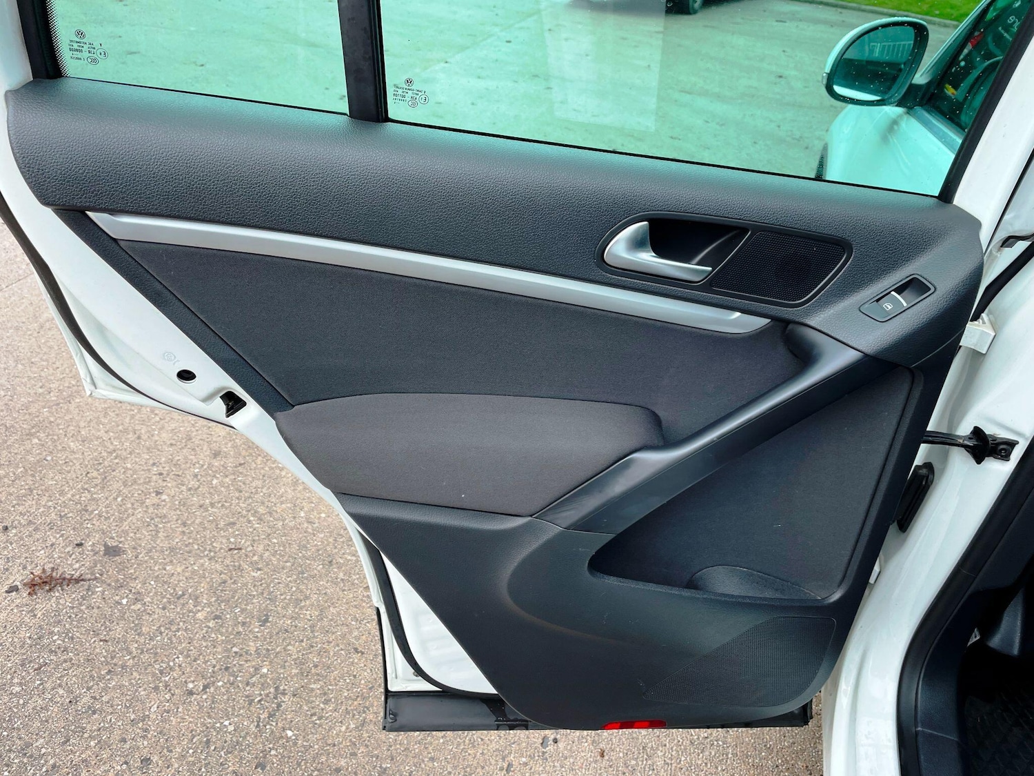 Used Volkswagen Tiguan 2014 for sale - 77839720: Photo 31