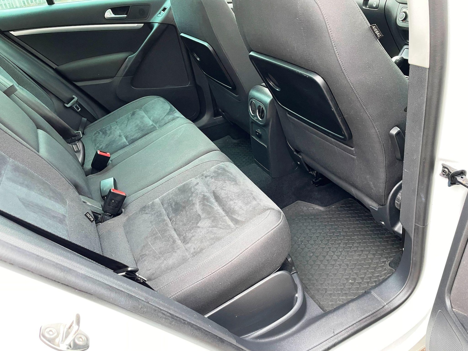 Used Volkswagen Tiguan 2014 for sale - 77839720: Photo 32