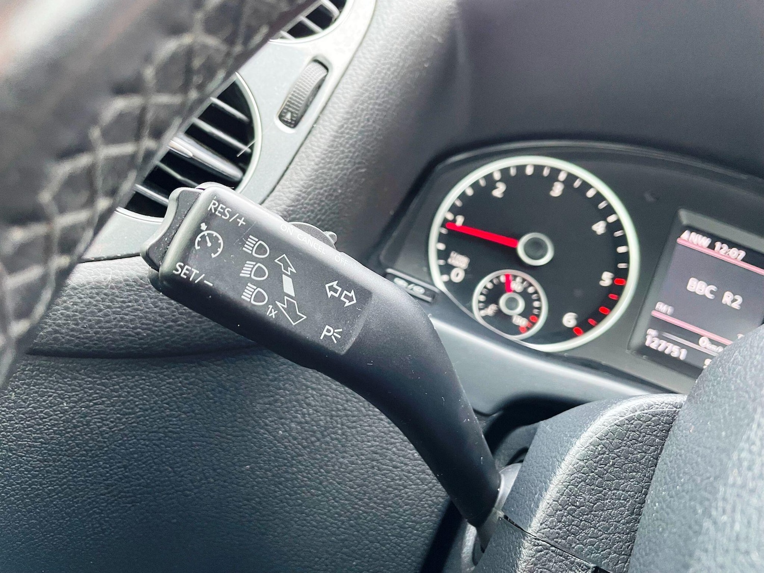 Used Volkswagen Tiguan 2014 for sale - 77839720: Photo 41