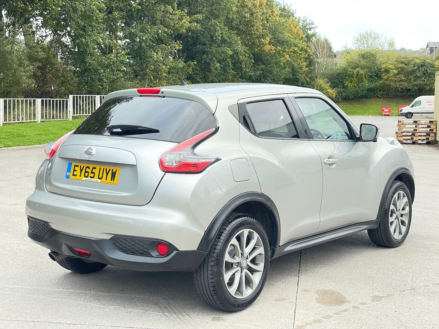 Used Nissan Juke 2015 for sale - 77174801: Photo 10