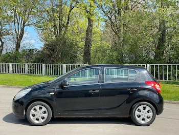 Used Hyundai i20 2010 for sale - 79026048: Photo