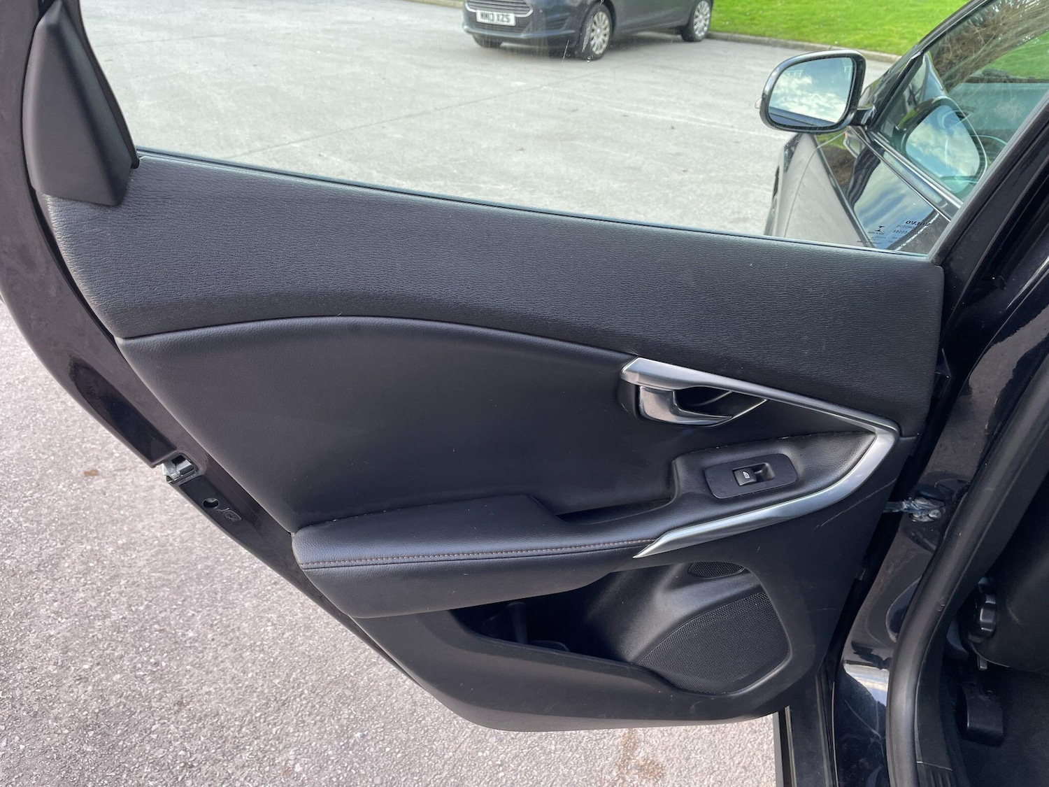 Used Volvo V40 2014 for sale - 77174742: Photo 29