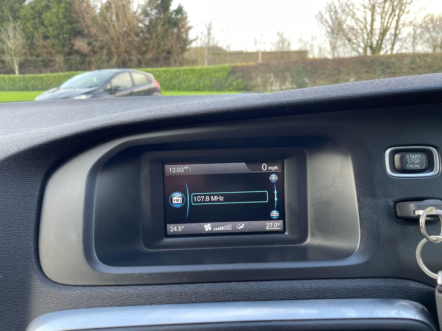 Used Volvo V40 2014 for sale - 77174742: Photo 43