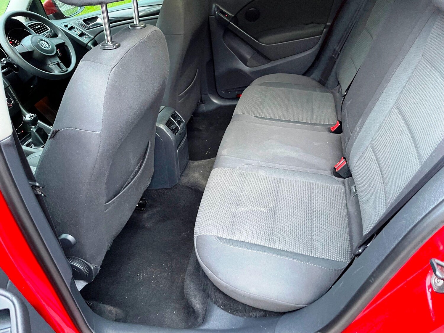 Used Volkswagen Golf 2010 for sale - 77559109: Photo 28