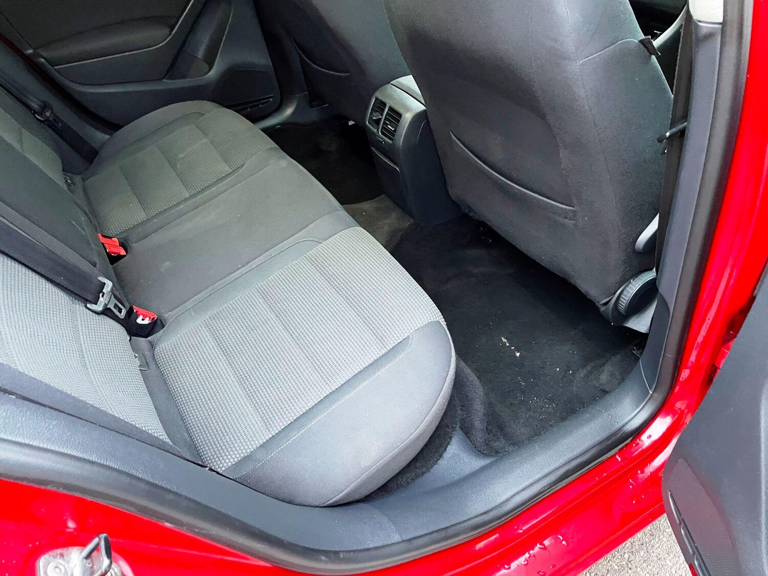 Used Volkswagen Golf 2010 for sale - 77559109: Photo 29