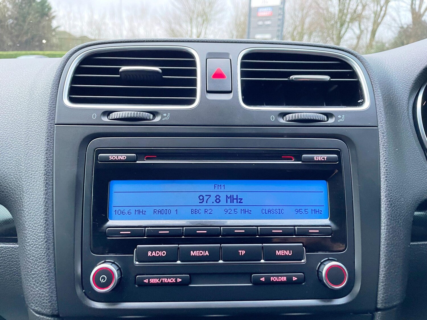 Used Volkswagen Golf 2010 for sale - 77559109: Photo 37