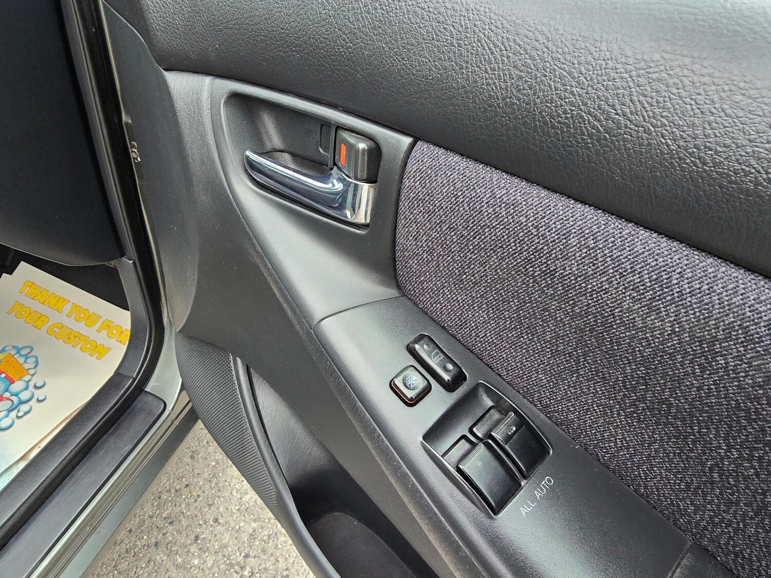 Used Toyota Corolla 2003 for sale - 77174696: Photo 16