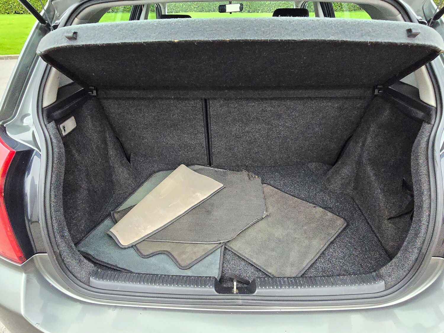 Used Toyota Corolla 2003 for sale - 77174696: Photo 42