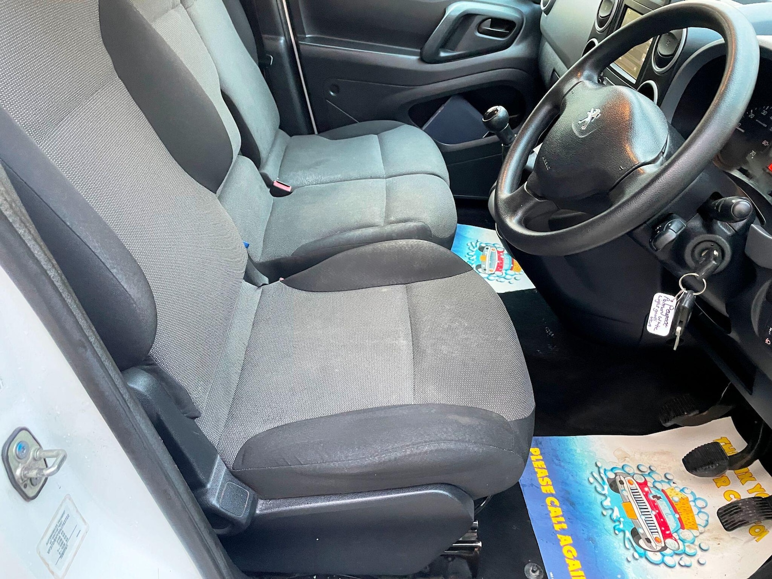 Used Peugeot Partner 2017 for sale - 77625729: Photo 23