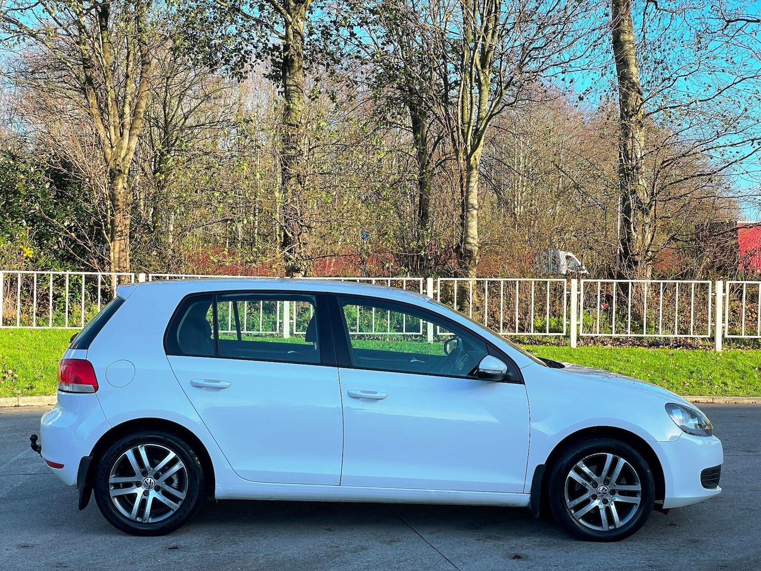 Used Volkswagen Golf 2010 for sale - 77174779: Photo 10