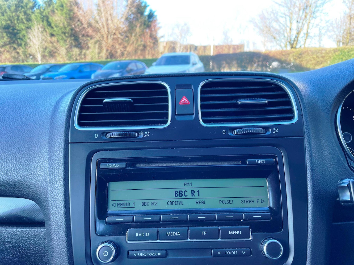 Used Volkswagen Golf 2010 for sale - 77174779: Photo 31