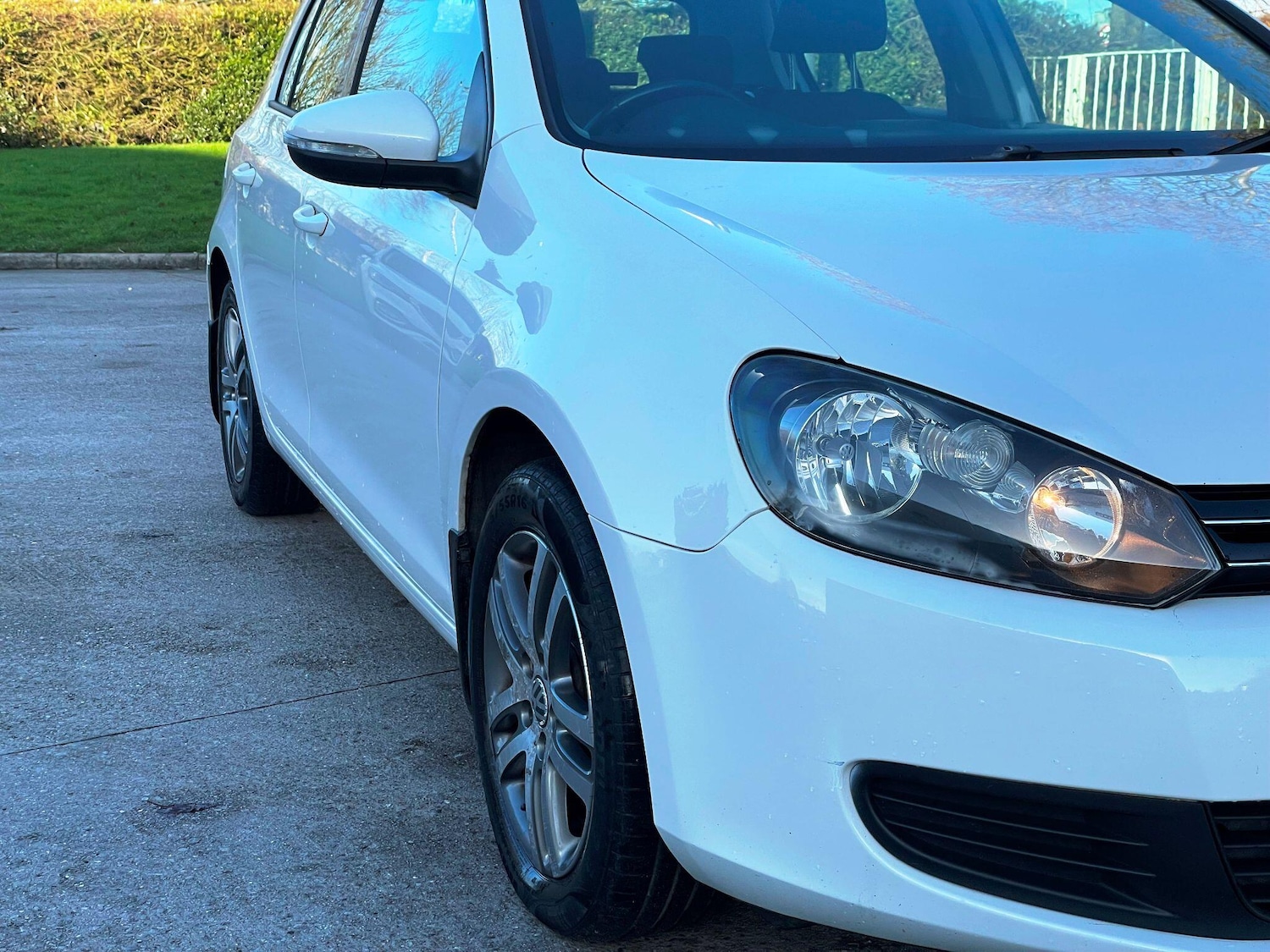 Used Volkswagen Golf 2010 for sale - 77174779: Photo 5