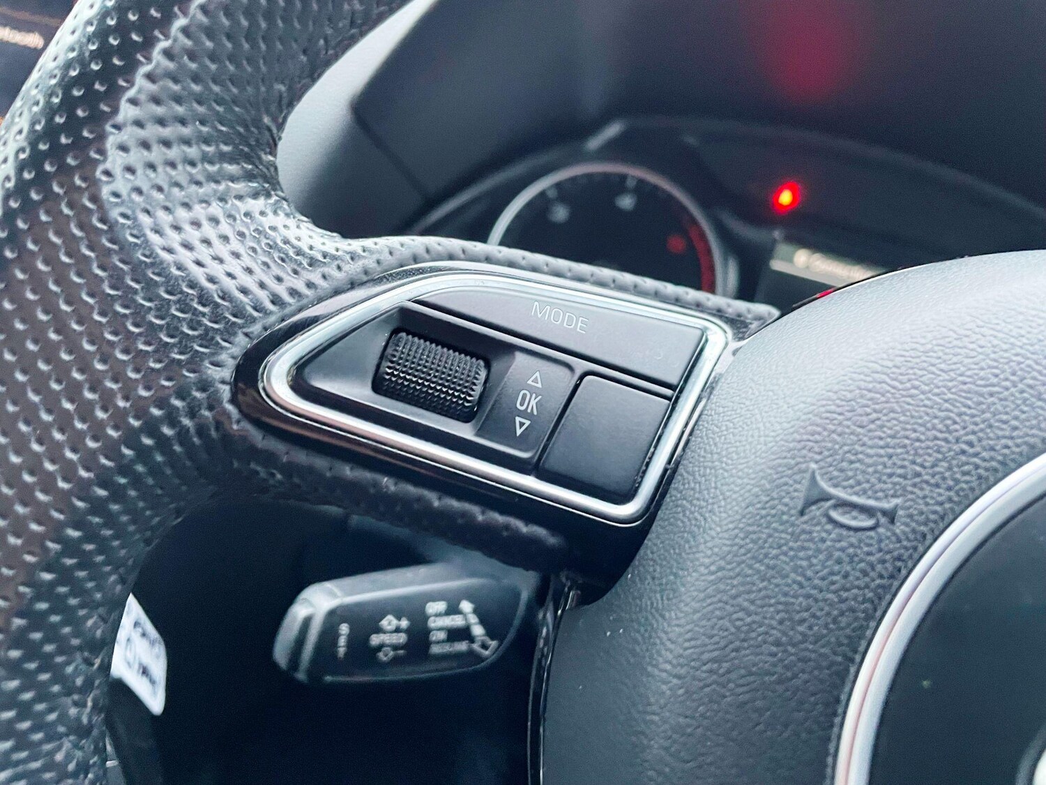 Used Audi Q5 2012 for sale - 77478654: Photo 41