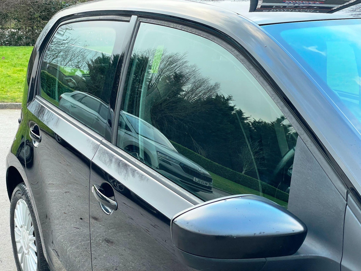 Used Volkswagen up! 2013 for sale - 77400874: Photo 11