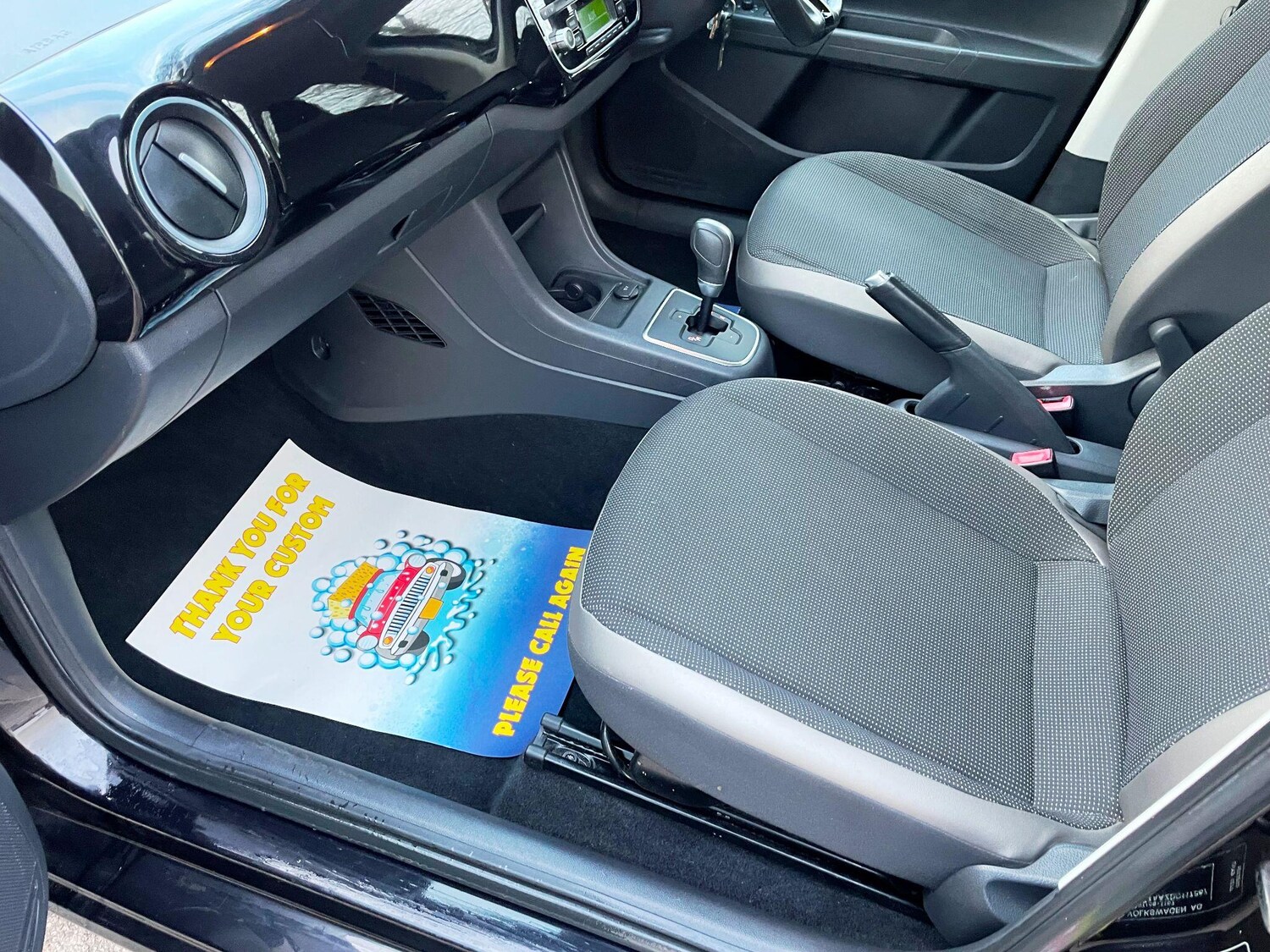 Used Volkswagen up! 2013 for sale - 77400874: Photo 26