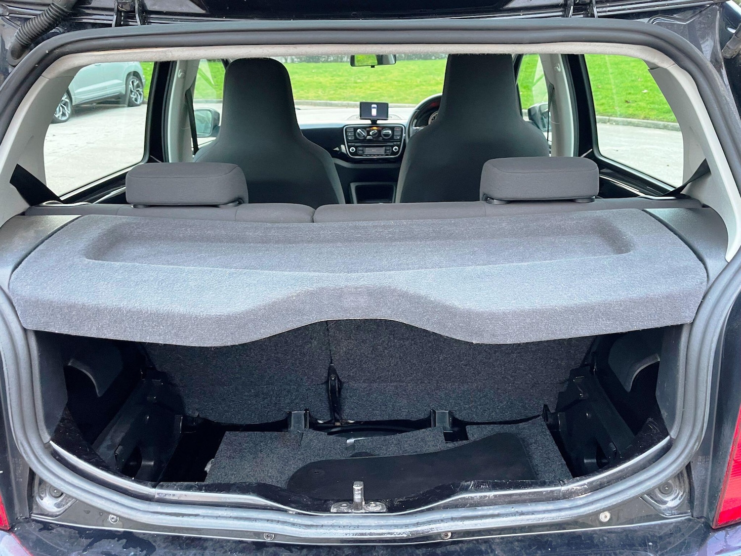 Used Volkswagen up! 2013 for sale - 77400874: Photo 50