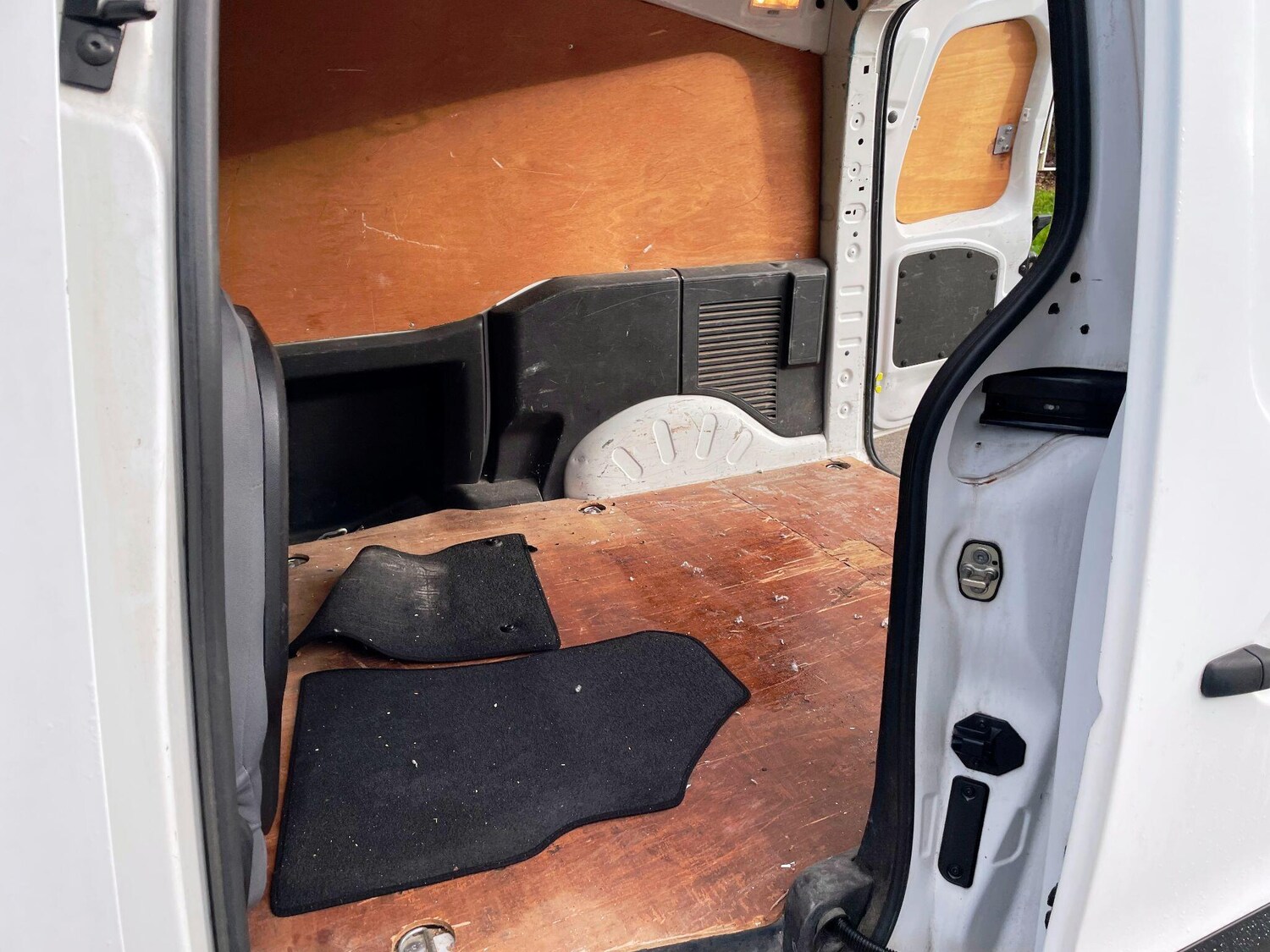 Used Peugeot Partner for sale - 77174736: Photo 41