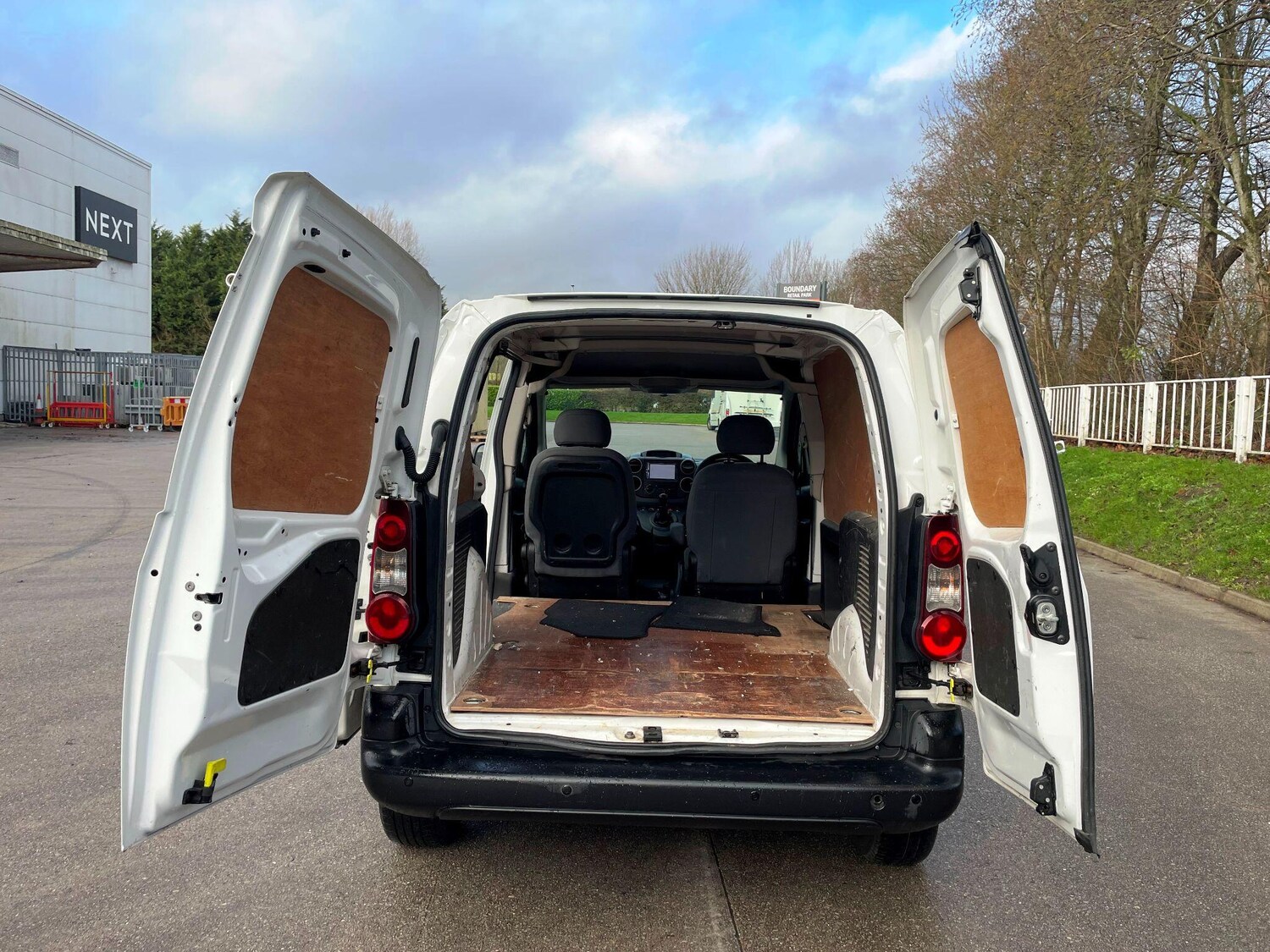 Used Peugeot Partner for sale - 77174736: Photo 42