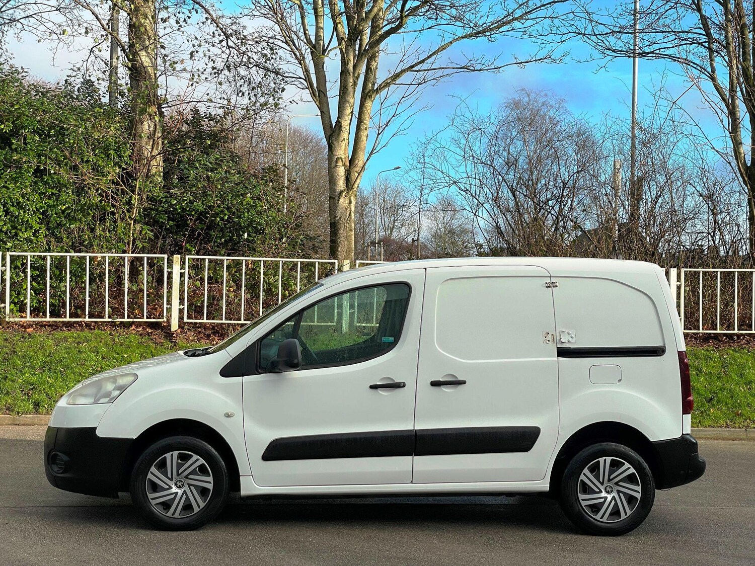 Used Peugeot Partner for sale - 77174736: Photo 5