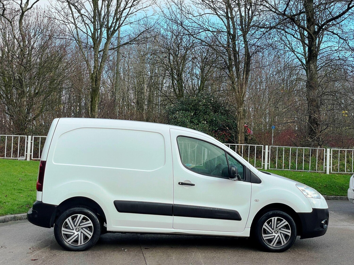 Used Peugeot Partner for sale - 77174736: Photo 9