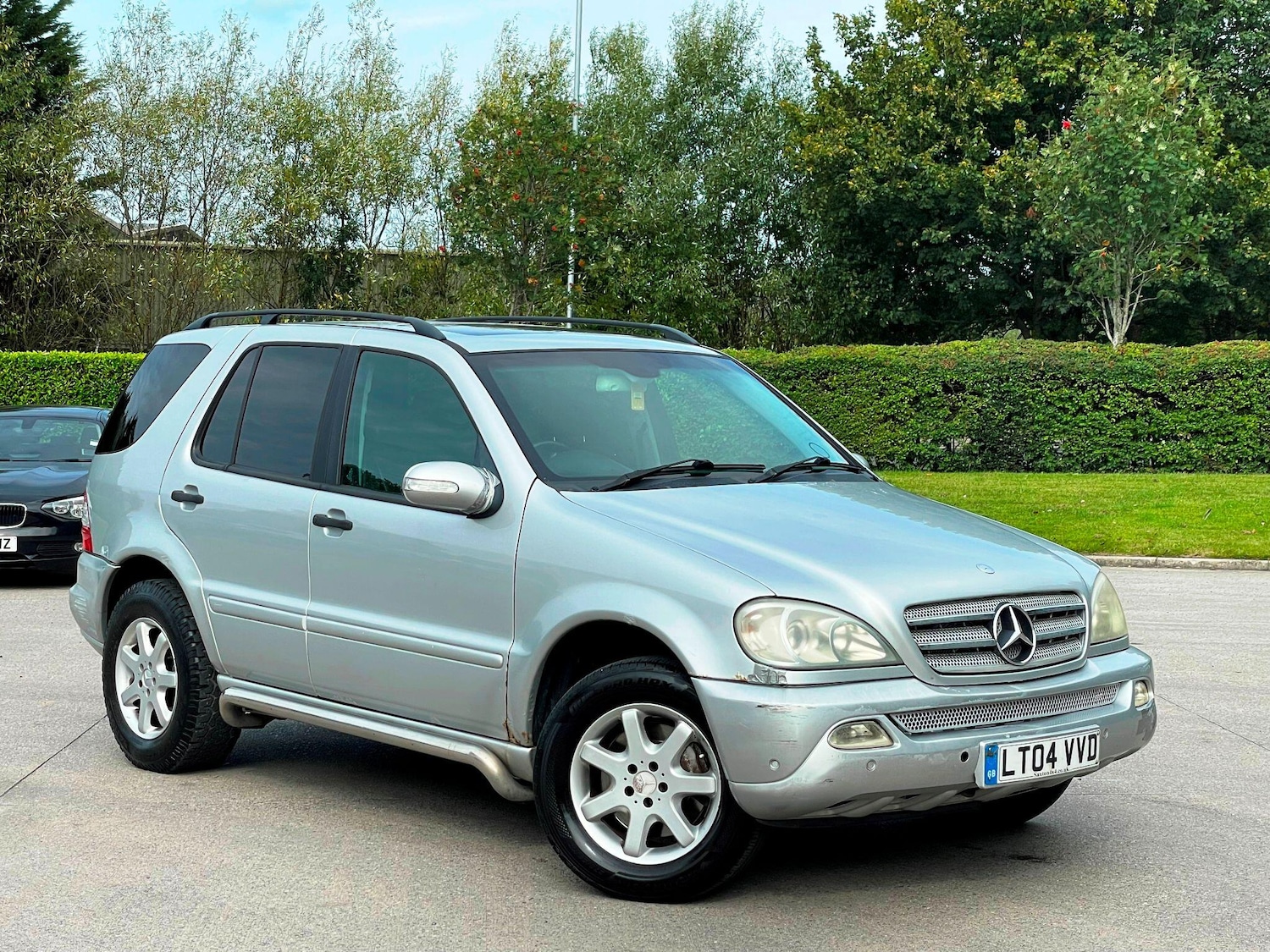 Used Mercedes-Benz M Class 2004 for sale - 77174820: Photo 2